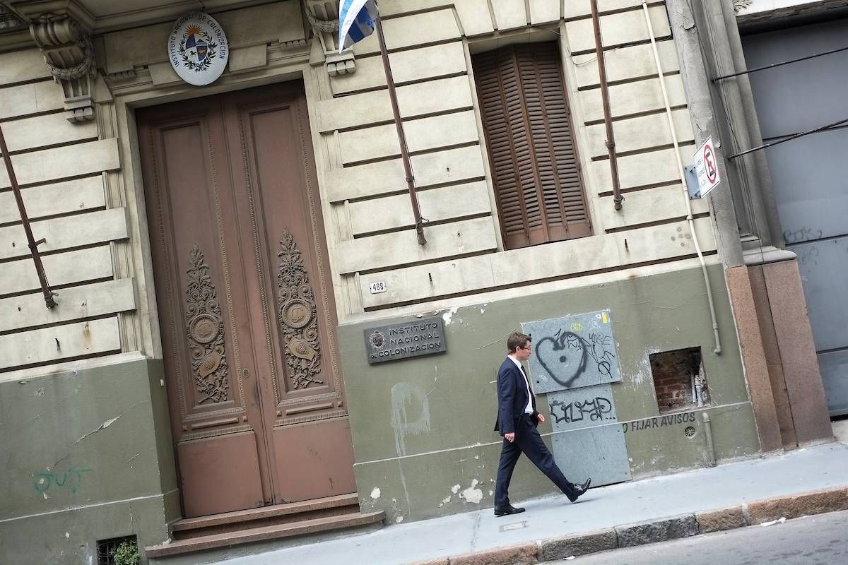 Instituto Nacional de Colonización.