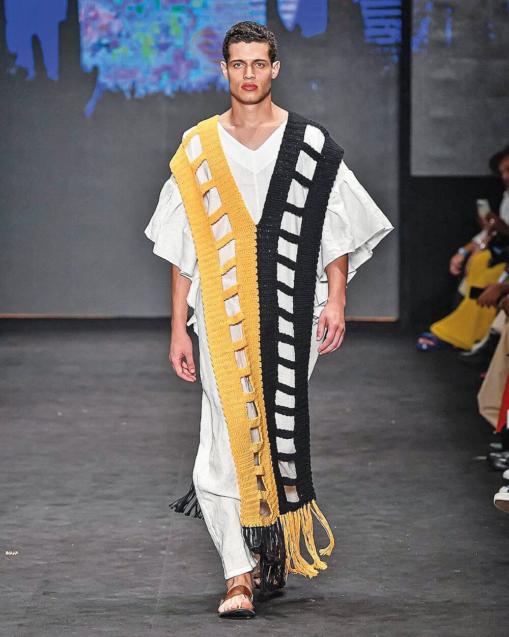El macramé marcó la colección del diseñador Dih Morais, inspirada en una visión especial de la vida campestre. 