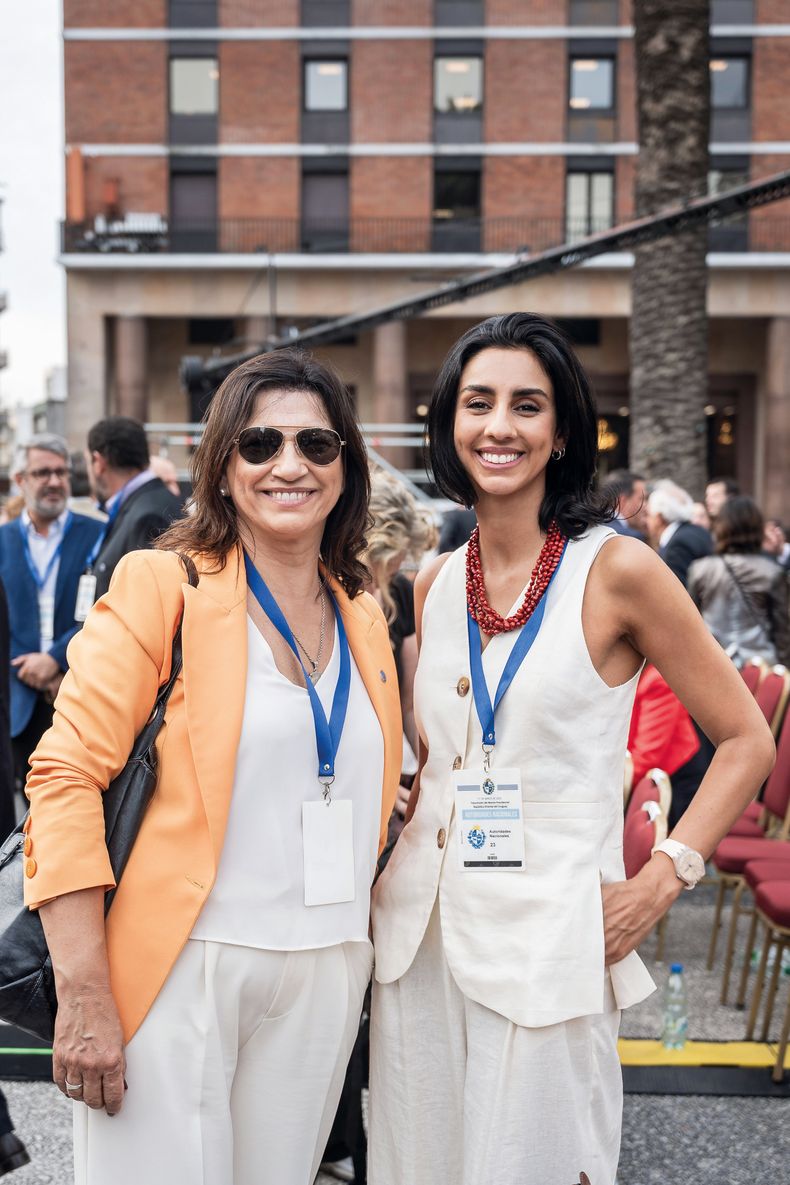 Senadora Blanca Rodríguez y María Fernanda Souza