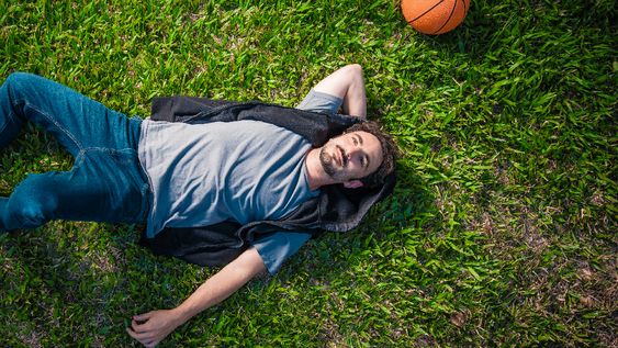 Ahoradespués, protagonizado por Franco Rilla,&nbsp;mezcla humor, sensibilidad e incomodidad.