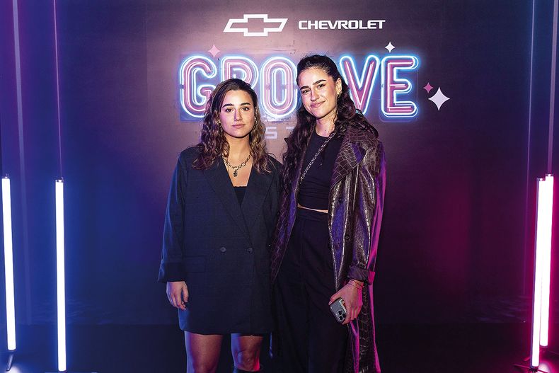 Chiara Scanzerra y Manuela Bervejillo
