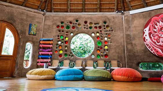 Yoga en el Octogono de Agó. Yoga en el Octogono de Agó.