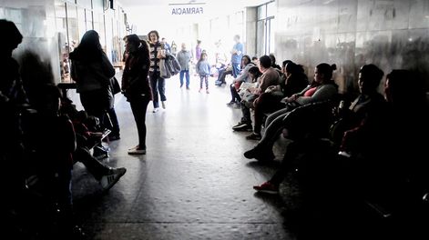 Sector de Farmacia del Hospital Pereira Rossell. Foto: Javier Calvelo, adhocFOTOS