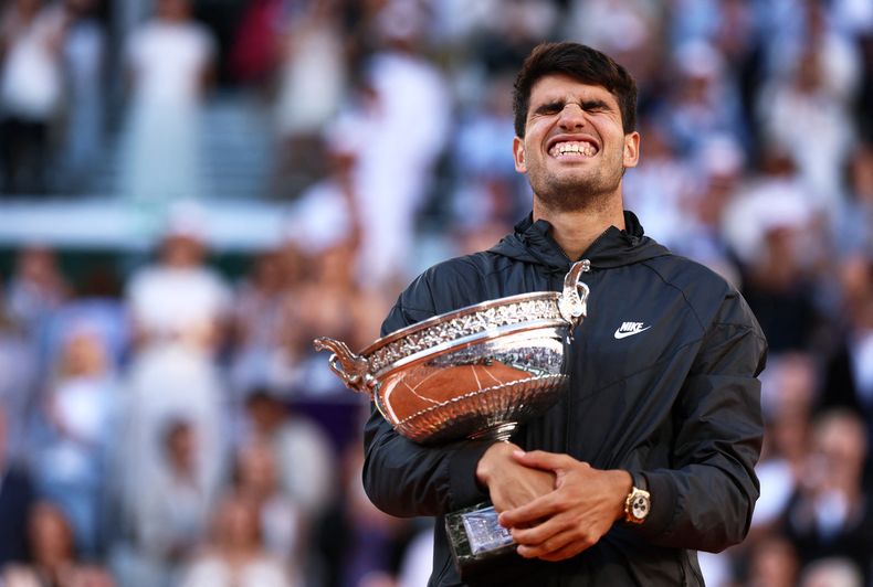El murciano Carlos Alcaraz continúa los pasos de Rafael Nadal, quien pareciera que comenzó una dinastía de españoles ganadores del Roland Garrós.