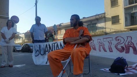 imagen de Jihad Dhiab, el ex preso de Guantánamo que molesta a la Cancillería