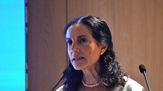 La ministra Azucena Arbeleche en el foro de la ACDE. Foto: ACDE, MEF La ministra Azucena Arbeleche en el foro de la ACDE. Foto: ACDE, MEF