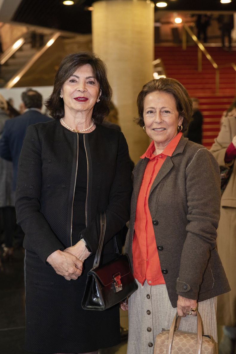 Chana Reyno con Laura Presciano