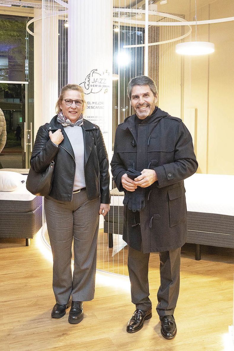 Ana Laura Kaitazoff y Carlos Carrera