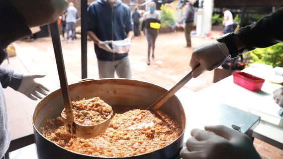 La medición multidimensional de la pobreza sería más estable que la medición por el método del ingreso La medición multidimensional de la pobreza sería más estable que la medición por el método del ingreso