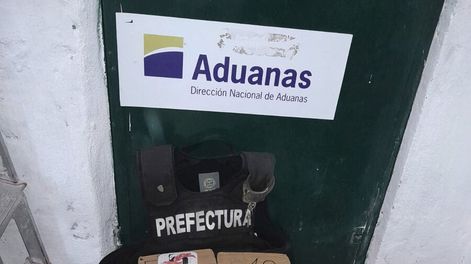 Ladrillos de cocaína incautados en la Aduana de Fray Bentos en octubre del año pasado. Foto: DNA.