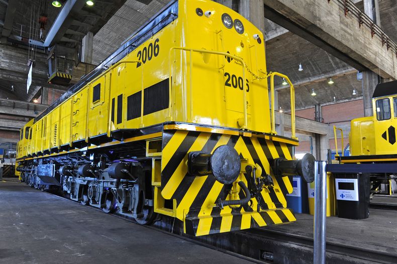 Unz de las locomotoras de Self, recuperada en 2018