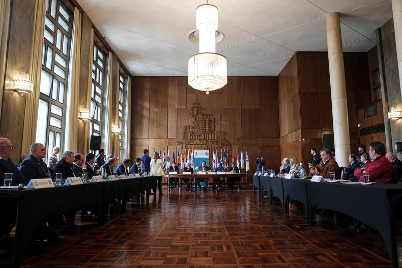 Congreso de Intendentes del periodo 2025&ndash;2030 en la sala Ernesto de los Campos de la Intendencia de Montevideo, 17 de julio de 2025.