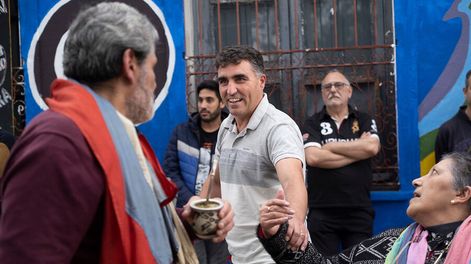 El intendente de Salto, Andrés Lima, en la inauguración del Comité Martín Fierro, en Montevideo. Foto: Pablo Vignali / adhocFOTOS