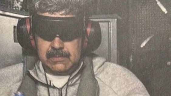 Esta imagen publicada en la cuenta Truth Social del presidente de Estados Unidos, Donald Trump, muestra a Nicolás Maduro, a bordo del USS Iwo Jima después de que el ejército estadounidense lo capturara el 3 de enero de 2026. Esta imagen publicada en la cuenta Truth Social del presidente de Estados Unidos, Donald Trump, muestra a Nicolás Maduro, a bordo del USS Iwo Jima después de que el ejército estadounidense lo capturara el 3 de enero de 2026.