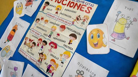 Búsqueda | Escuela Felipe Sanguinetti, Grupo Escolar de la Unión, en Montevideo. Foto: Javier Calvelo / adhocFOTOS