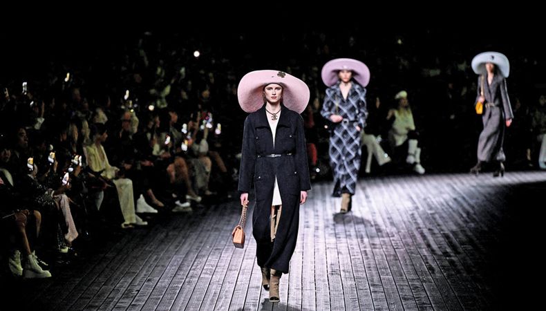 Chanel presentó su colección Ready-to-wear otoño-invierno en la Semana de la Moda de París. AFP 