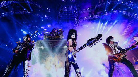 Búsqueda | Kiss sigue dando grandes espectáculos y él está en el centro de la foto. Foto: Dar la cara