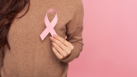 En el mes de la prevención del cáncer de mama: los números en Uruguay, la campaña y una historia de vida