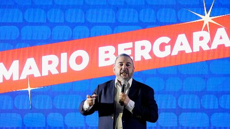 Precandidato presidencial Mario Bergara. Foto: Javier Calvelo, adhocFOTOS