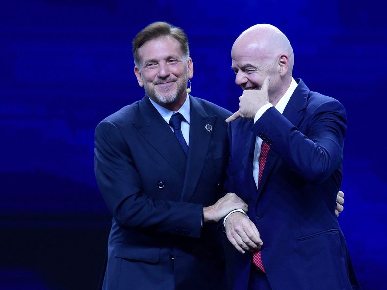 Alejandro Domínguez y los países sudamericanos, entre ellos Uruguay, forman parte de los apoyos de Gianni Infantino para las próximas elecciones de la FIFA.