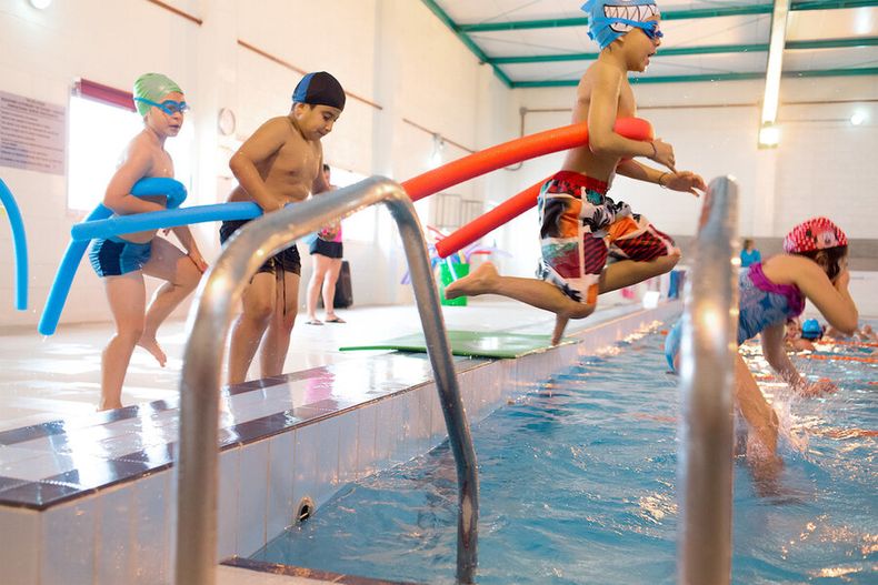 Hubo 80 ahogamientos en 2021 y 27 terminaron con fallecimientos. Foto: Ricardo Antúnez / adhocFOTOS