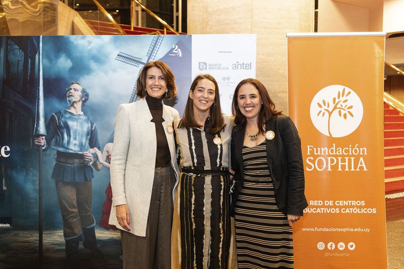 De Fundación Sophia: directora de Fundraising Rossana Supparo, directora Ejecutiva Marcela Carrasco y directora de Comunicación Institucional Verónica Assandri