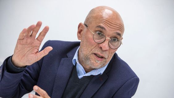 El fiscal de Flagrancia, Fernando Romano, actúa desde 2021 en casos relacionados con la violencia en el deporte. Foto: Mauricio Zina / adhocFOTOS El fiscal de Flagrancia, Fernando Romano, actúa desde 2021 en casos relacionados con la violencia en el deporte. Foto: Mauricio Zina / adhocFOTOS