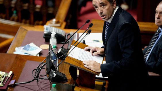 Sebastián Andújar durante la ceremonia de asunción como presidente de Cámara de Diputados. Foto: Javier Calvelo / adhocFOTOS Sebastián Andújar durante la ceremonia de asunción como presidente de Cámara de Diputados. Foto: Javier Calvelo / adhocFOTOS