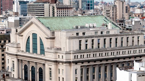 Edificio de la sede central del Banco de la República, en Ciudad Vieja Edificio de la sede central del Banco de la República, en Ciudad Vieja