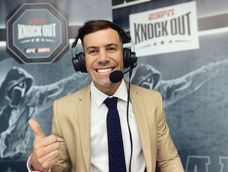 Hace seis años que Gastón Tonga Reyno comenta deportes de combate en ESPN. Hace seis años que Gastón Tonga Reyno comenta deportes de combate en ESPN.