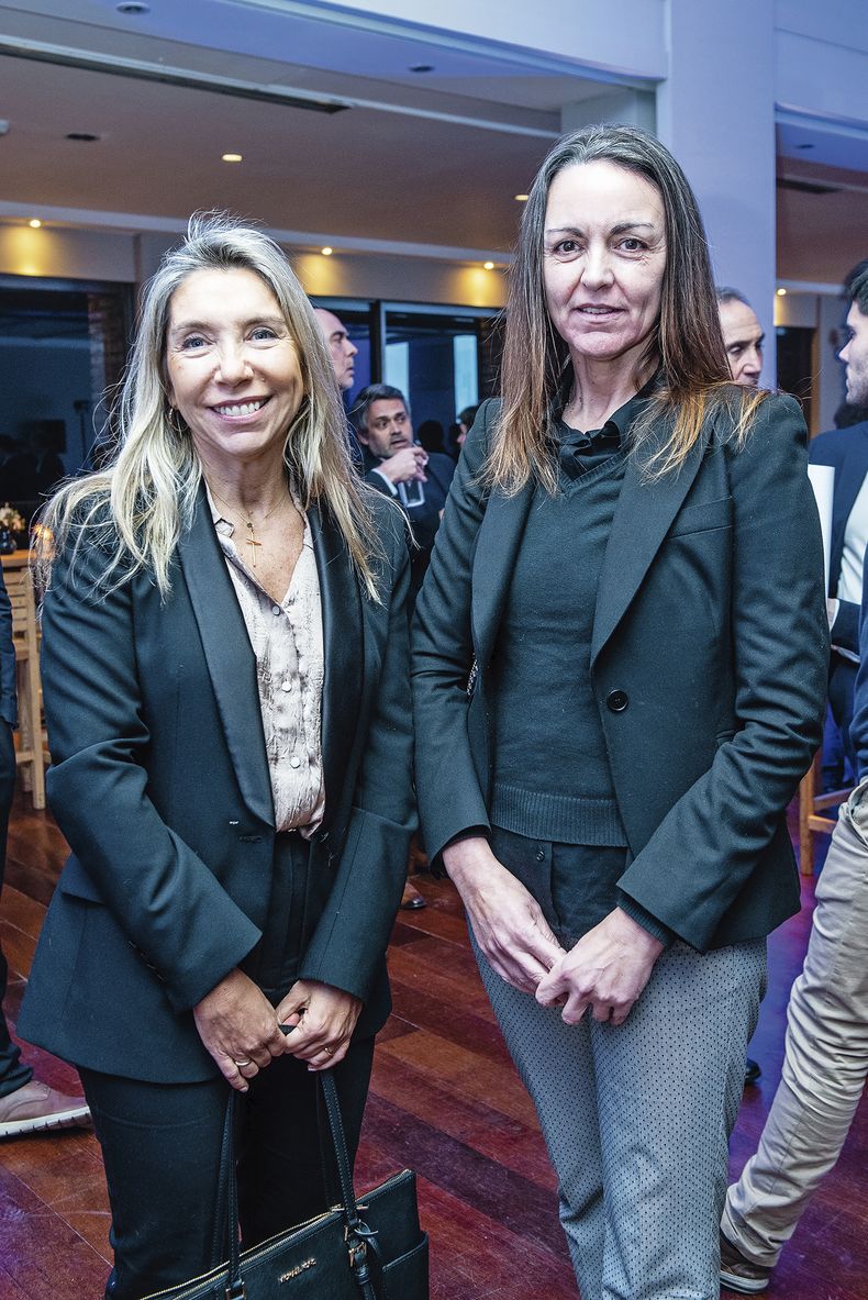 De BCU: jefa del Departamento de Finanzas Sostenibles Daniela Medina e intendenta de Regulación Financiera Patricia Tudisco
