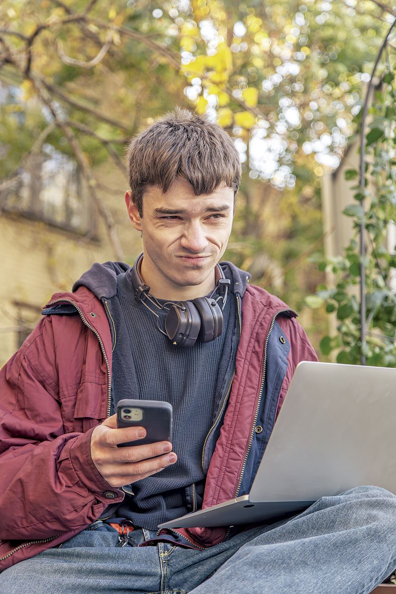 Ramos explica que quienes reciben educación sexual tienden a postergar su iniciación sexual, un punto que podría estar influyendo en la denominada recesión.