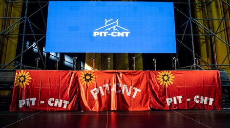 Congreso del PIT-CNT en el Palacio Peñarol.