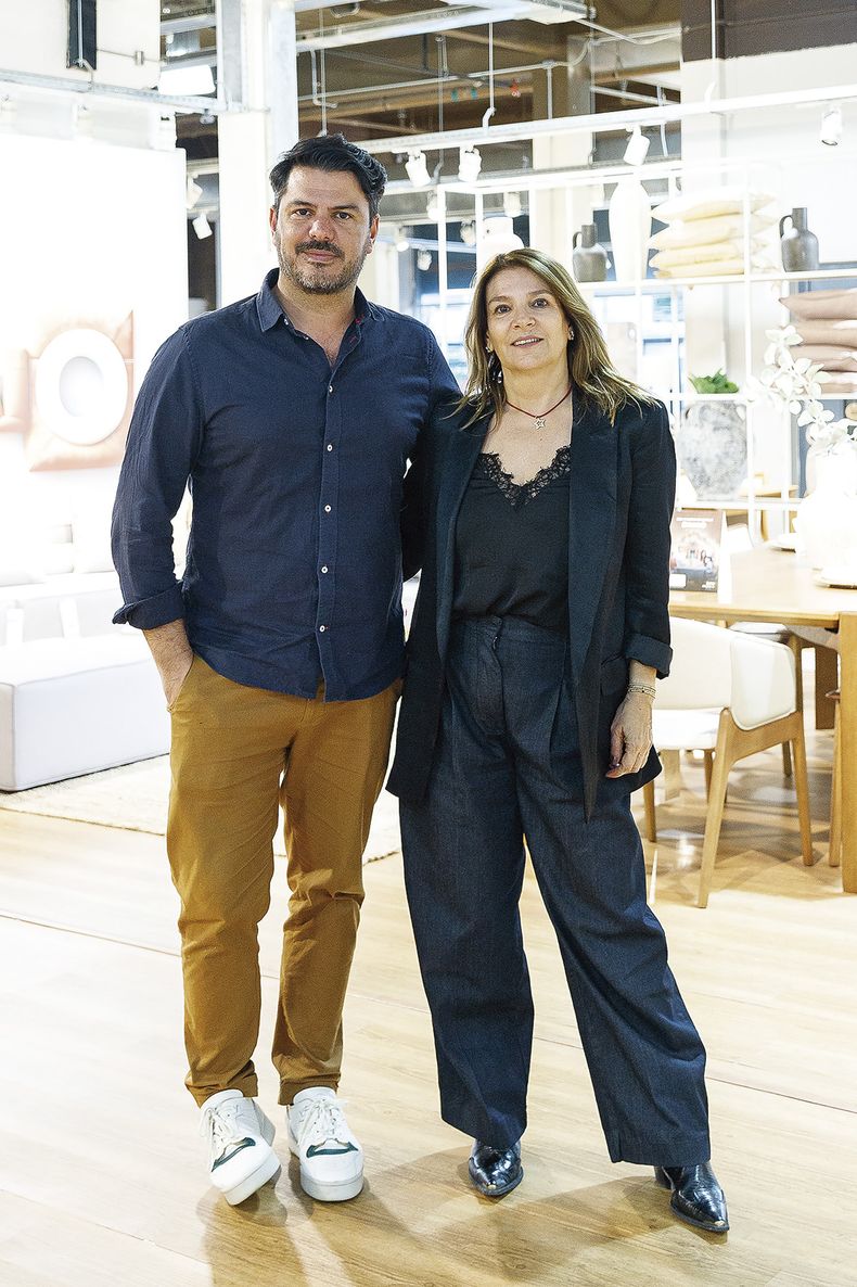 Analista senior BTL y Eventos de Divino Daniel&nbsp;Koniecko y Verónica Cataldi