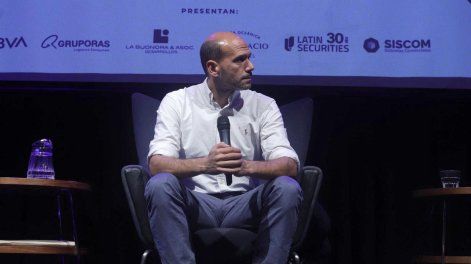 Martín Lema proyecta su futuro político y se perfila para 2030 si no gana Montevideo este domingo
