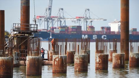 Obras del Puerto de Capurro, Montevideo. Foto: Daniel Rodriguez / adhocFOTOS