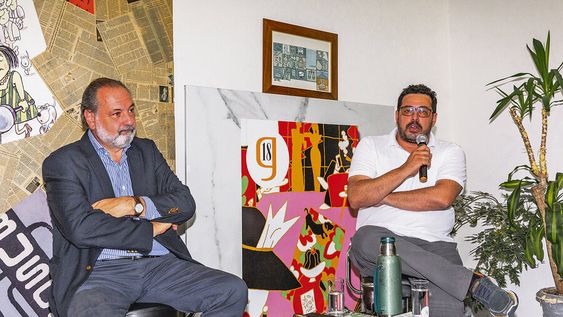 Los senadores Gandini y Sánchez en la Escuela de Periodismo de Búsqueda. Fotos: Lucía Durán / Galería Los senadores Gandini y Sánchez en la Escuela de Periodismo de Búsqueda. Fotos: Lucía Durán / Galería