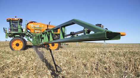 imagen de Uruguay tiene más agroquímicos registrados que Argentina;  las empresas del sector reclaman tener un “filtro más fuerte”