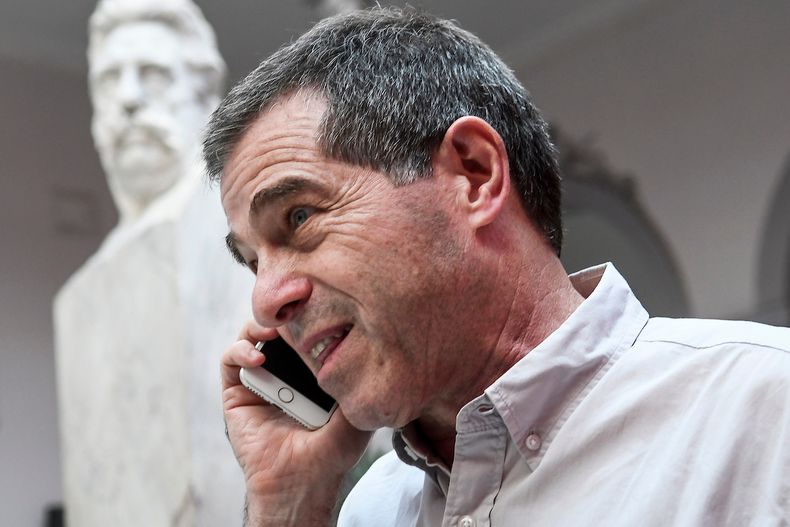 Talvi, en la casa del Partido Colorado, en su etapa de precandidato presidencial