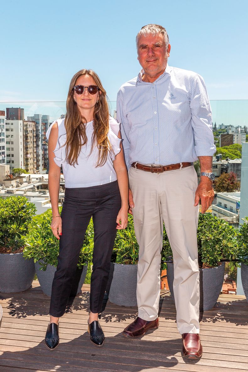 Rosina Saldombide, de Jetmar, y Gerardo Bafico, de Latam Cargo