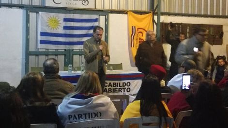 imagen de Excomandante tiene mayor “simpatía” en los votantes de menor nivel educativo