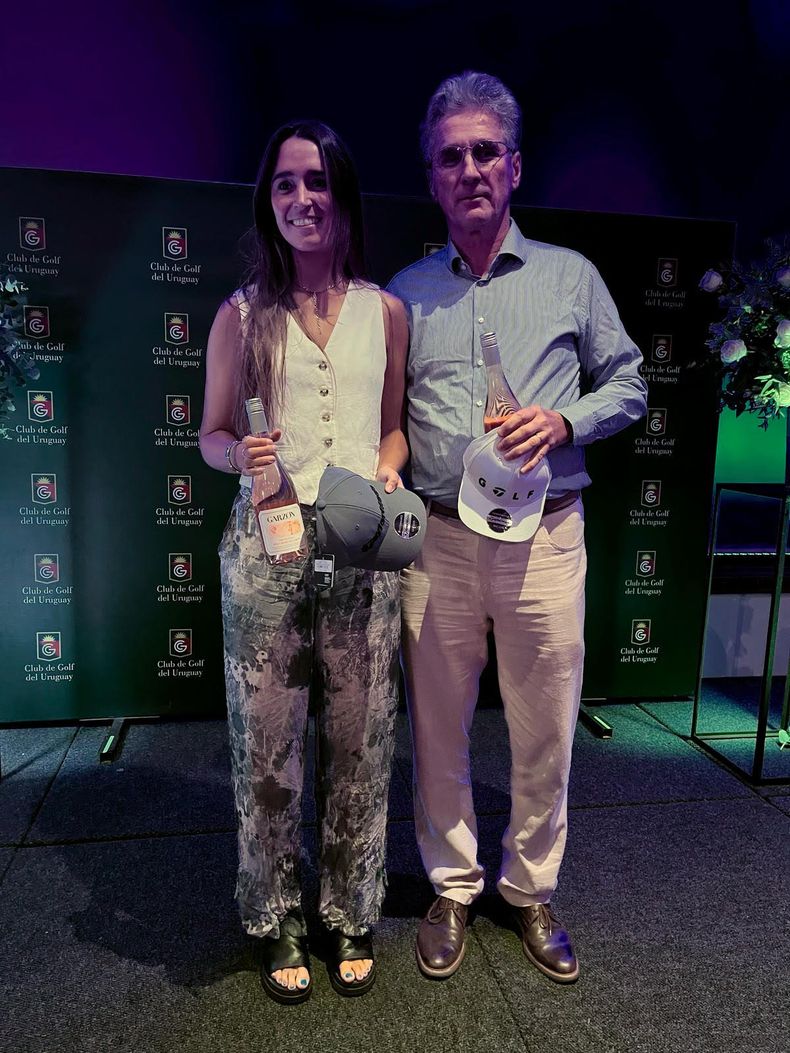 Jimena Marqués y Gregor Schmid en la entrega de premios del Torneo Apertura