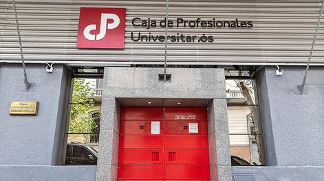 La Caja de Profesionales busca una solución para sus problemas financieros