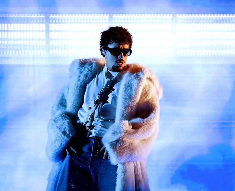 Bad Bunny está en su prime: no solo domina la música urbana sino que también se ha convertido en un fenómeno global que recientemente ha sorprendido con el anuncio de su participación en el show de medio tiempo del Super Bowl.