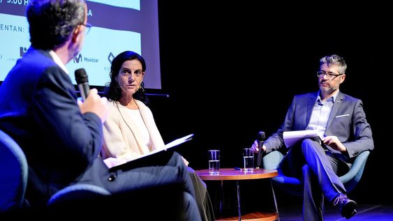 La ministra durante su charla en Desayunos Búsqueda. Foto: Javier Calvelo / adhocFOTOS La ministra durante su charla en Desayunos Búsqueda. Foto: Javier Calvelo / adhocFOTOS