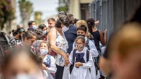 Especialistas señalan que el cambio debe comenzar por la formación del profesorado. Foto: Nicolás Der Agopián / Búsqueda