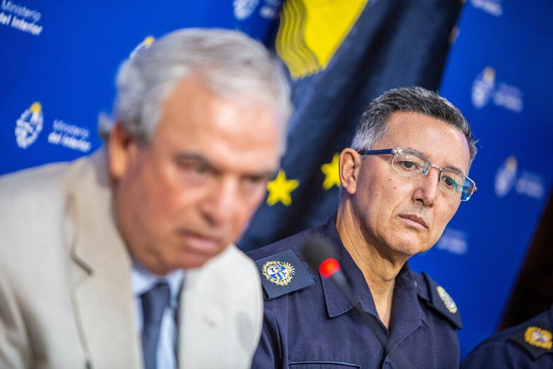 Heber designó a Azambuya como nuevo director de la Policía. Foto: Mauricio Zina / adhocFOTOS
