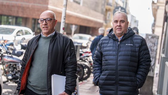 Presidente del PIT-CNT Marcelo Abdala y secretario general José Lorenzo López. Presidente del PIT-CNT Marcelo Abdala y secretario general José Lorenzo López.