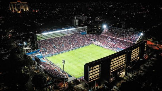 El Gran Parque Central tiene capacidad para 37.000 espectadores