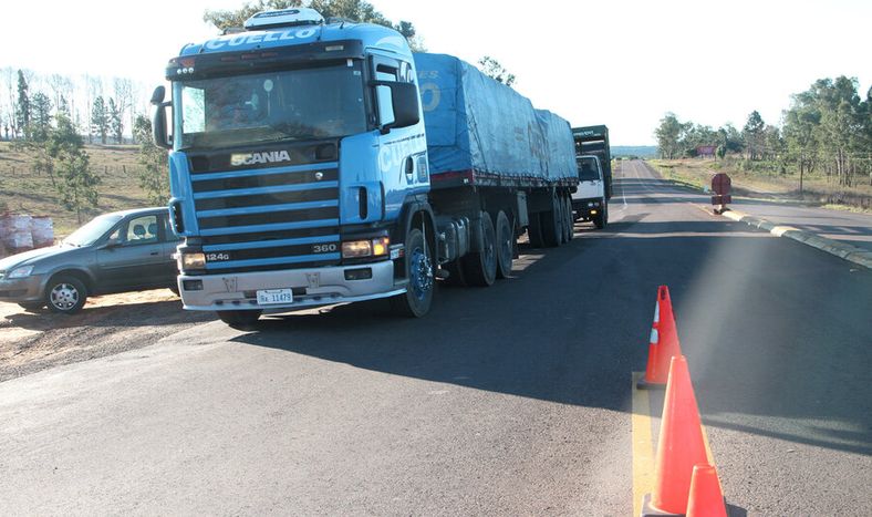 La forma de controlar las cargas en las rutas tuvo en los últimos años varias marchas y contramarchas